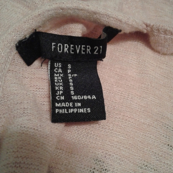 Forever 21 T-Shirt - Picture 4 of 4